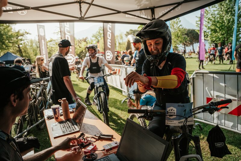 ©garda Dolomiti SpA 20250502 BF Riva Chris Gollhofer 203909 (1) ©garda Dolomiti SpA 20250502 BF Riva Chris Gollhofer 203909 (1)